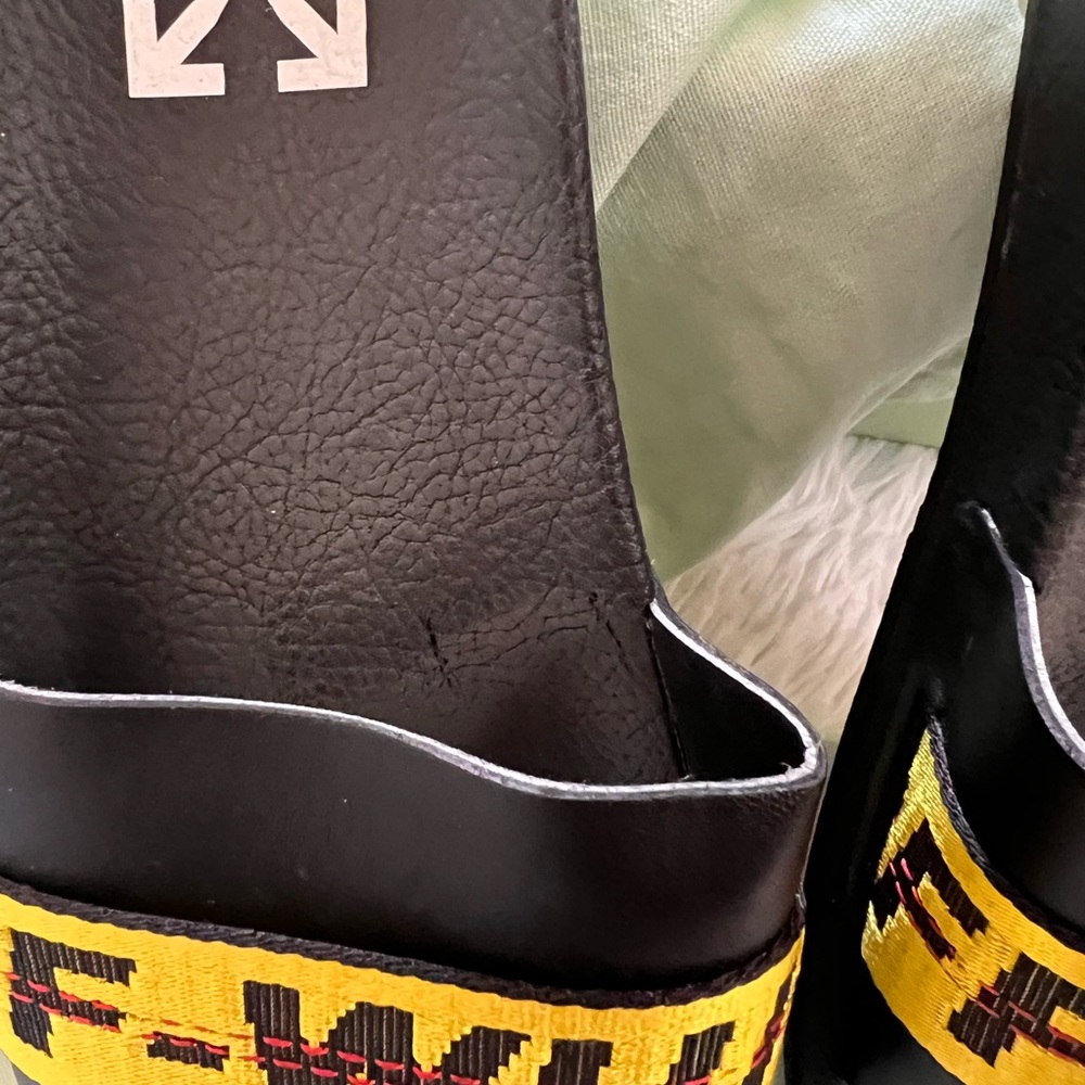Off White Pool Slides - Picture 2 of 4